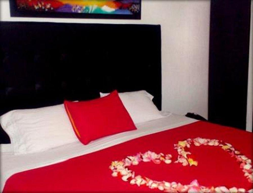 Hotel Aj Ferial Bogota Bagian luar foto