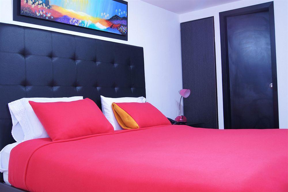 Hotel Aj Ferial Bogota Bagian luar foto