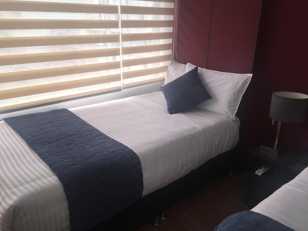 Hotel Aj Ferial Bogota Bagian luar foto