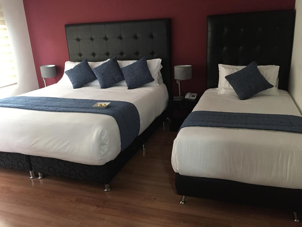 Hotel Aj Ferial Bogota Bagian luar foto